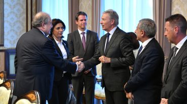 Ֆրանսիան Հայաստանի համար առանձնահատուկ երկիր է. նախագահն ընդունել է Բուշ դյու Ռոնի պատվիրակությանը
