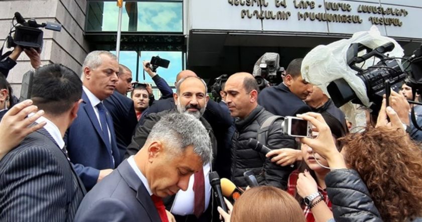 Նիկոլ Փաշինյանը միացավ ցուցարարներին