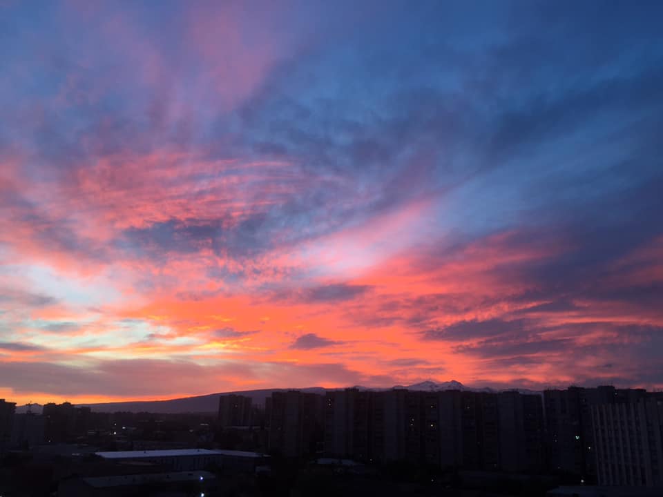 No filter. շքեղ մայրամուտն ու հիացած Facebook-ը