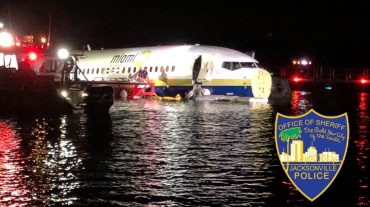 Հրապարակվել են կադրեր Ֆլորիդայում Boeing 737-ի վթարի վայրից