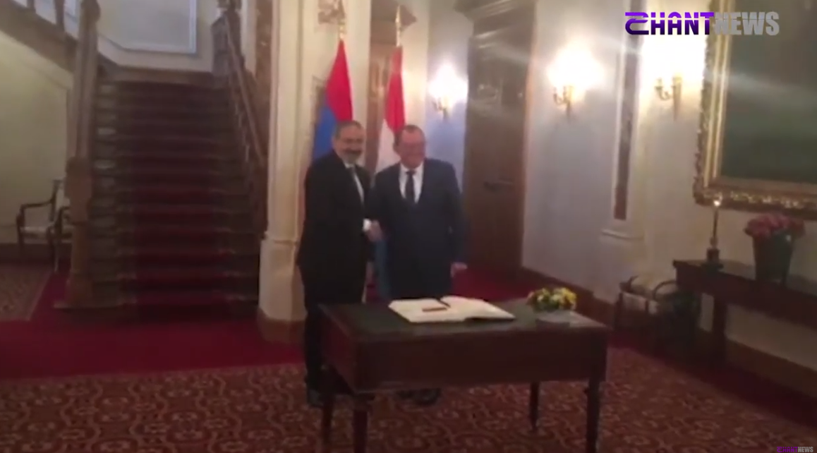 Վարչապետը գրառում է կատարել Լյուքսեմբուրգի պատգամավորների պալատի պատվավոր հյուրերի գրքում