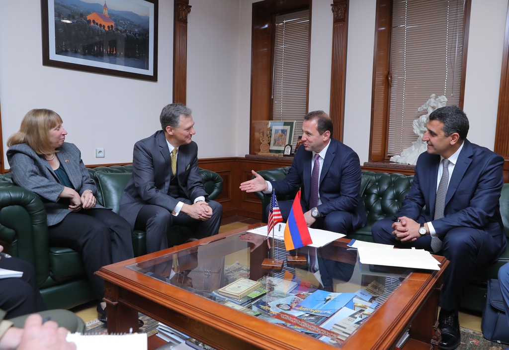 Քննարկվել են պաշտպանության բնագավառում հայ-ամերիկյան երկկողմ համագործակցությանն առնչվող հարցեր