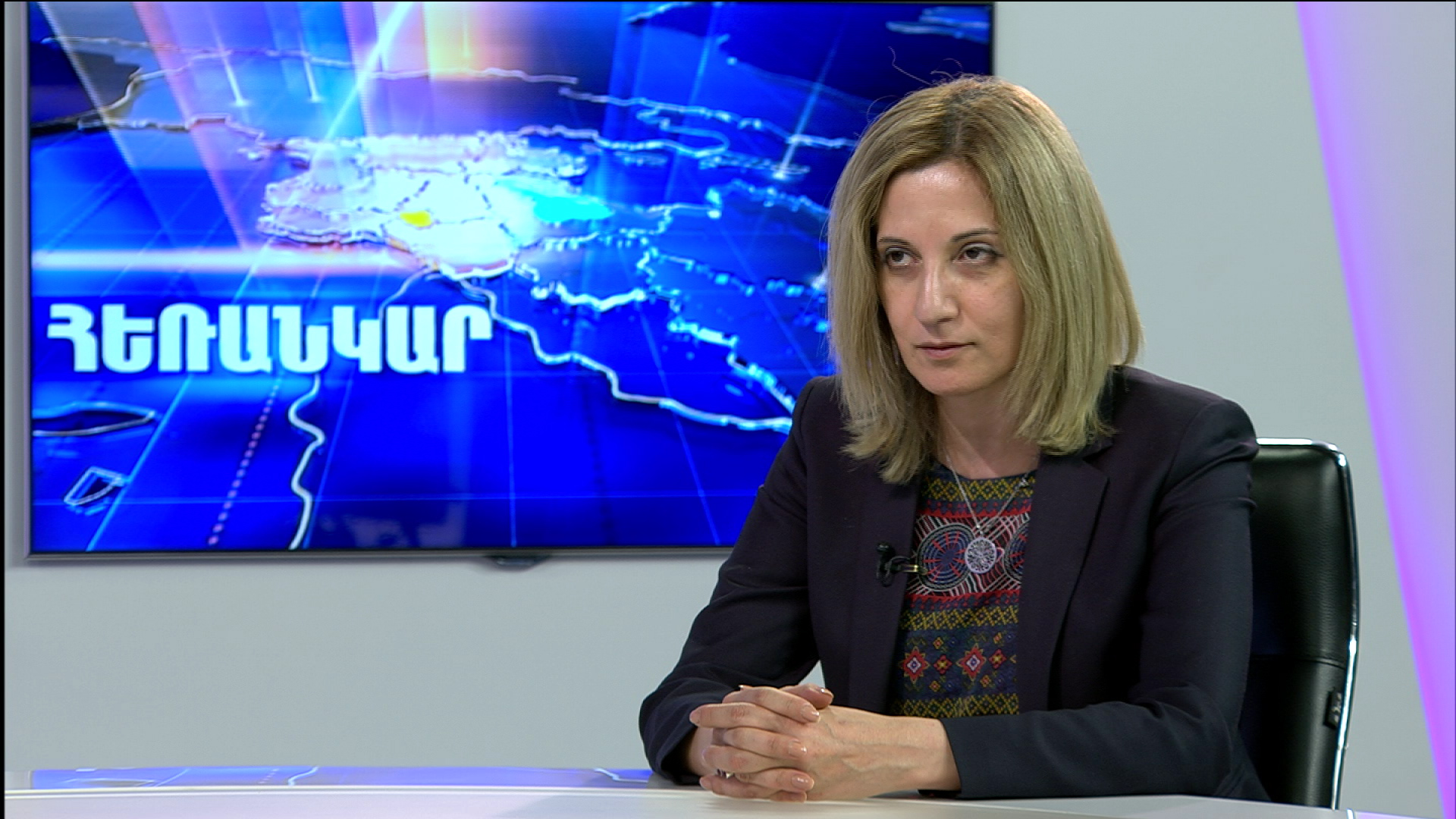 Անուշ Բեղլոյան