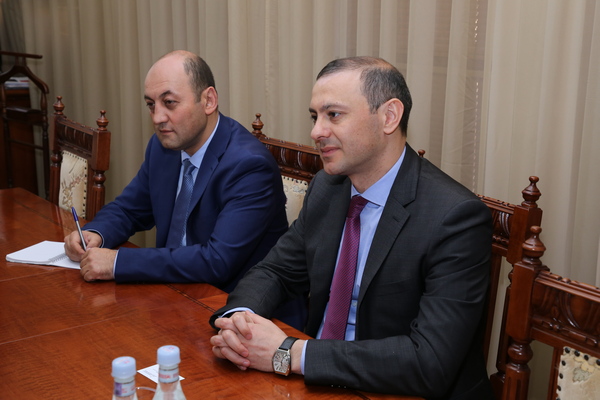 ԱԽ քարտուղարն ընդունել է «Դասո սիստեմս» ընկերության պատվիրակության անդամներին