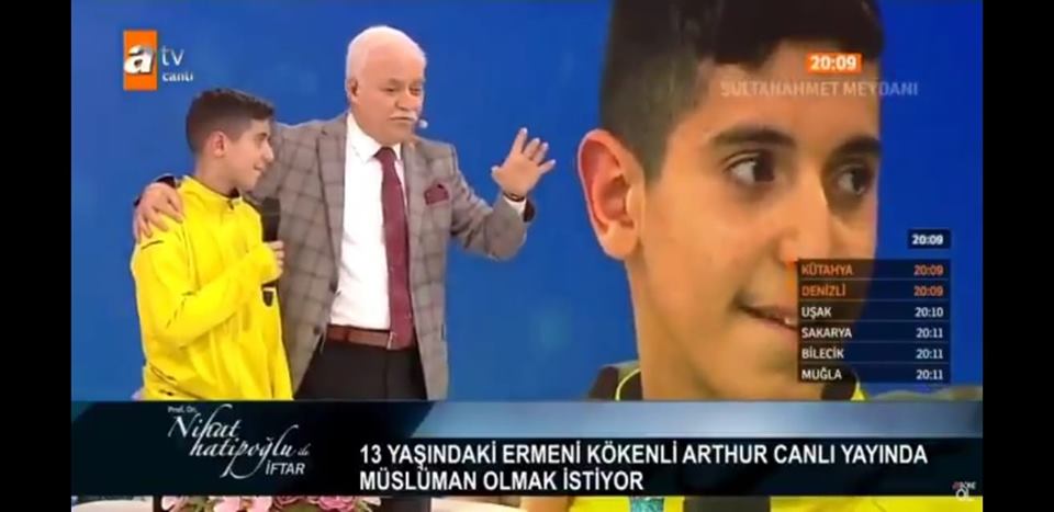Թուրքական մամուլի  թոփ լուրը. ուղիղ եթերում առանց ծնողների ներկայության մուսուլման  են դարձրել 13–ամյա Արթուրին