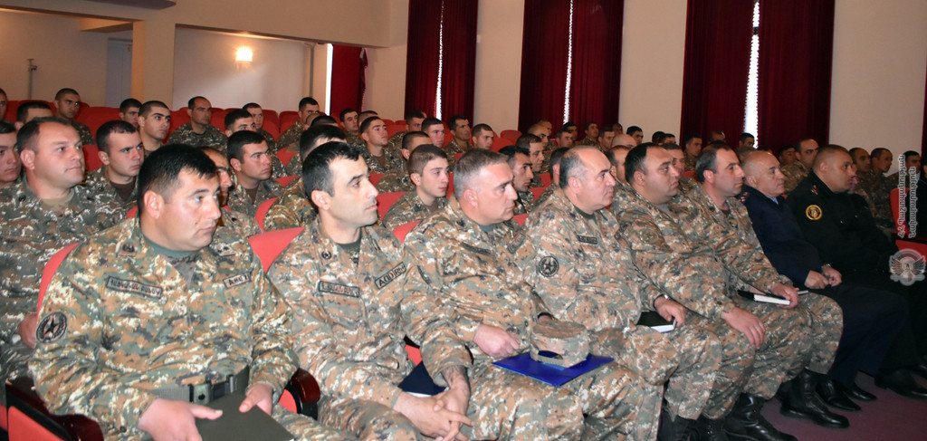 Անցկացվել է կրտսեր հրամանատարների հավաք-խորհրդակցություն