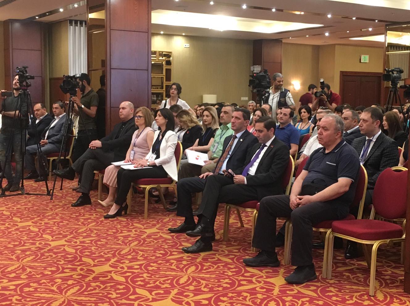 Նոր քաղաքական ուժ Հայաստանում. «Մեկ Հայաստան» կուսակցությունն անցկացնում է հիմնադիր համագումարը