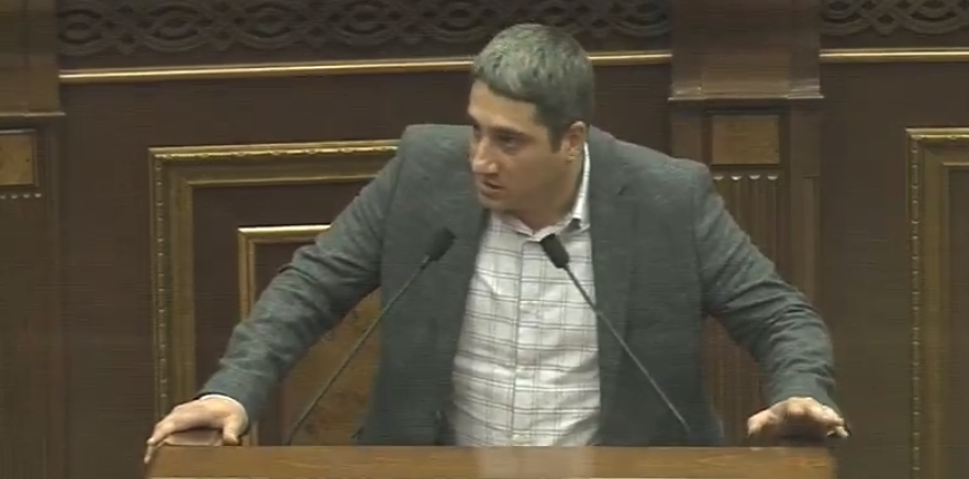 «Այս օրինագիծը նվեր չէ ձեզ, ադալժենի չենք անում»․ էդգար Առաքելյանը՝ ընդդիմությանը