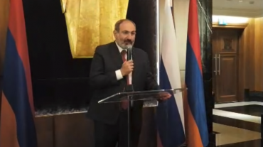 Փաշինյանը Պետերբուրգում հանդիպում է հայ համայնքի ներկայացուցիչների հետ