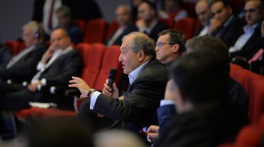 Թեմատիկ քննարկումներ՝ «Մտքերի հայկական գագաթնաժողով»-ի շրջանակում