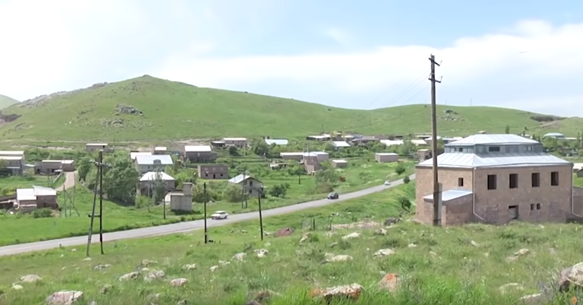 Ոստիկանները բացահայտել են Ձորակապ համայնքի նախկին ղեկավարի ապօրինությունները
