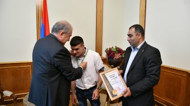 Վստահ եմ, որ ուրիշ բարձունքներ էլ ես նվաճելու. նախագահը` մարզիկ Գևորգ Աֆրիկյանին
