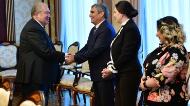 Նախագահը հյուրընկալել է «Հանրապետություն» կուսակցության ներկայացուցիչներին