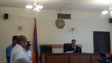 Ռոբերտ Քոչարյանի պաշտպան Հովհաննես Խուդոյանը ինքնաբացարկի միջնորդություն ներկայացրեց դատարանին