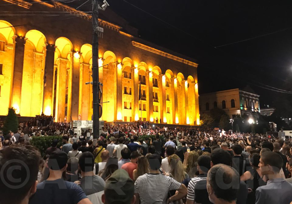 «Այն, ինչ հիմա կատարվում է, կոչվում է գրոհ պետական ինստիտուտների դեմ»․ Վրաստանի ՆԳ նախարար