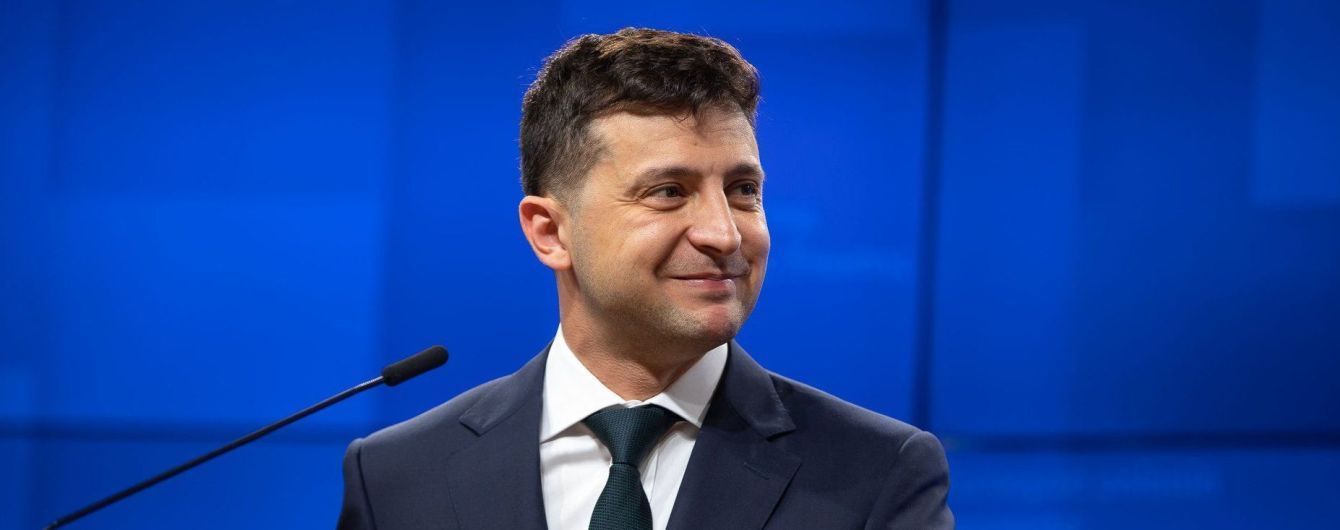 Զելենսկին ԶԼՄ-ների ներկայացուցիչների հետ հանդիպել է անտառում և շաուրմա հյուրասիրել