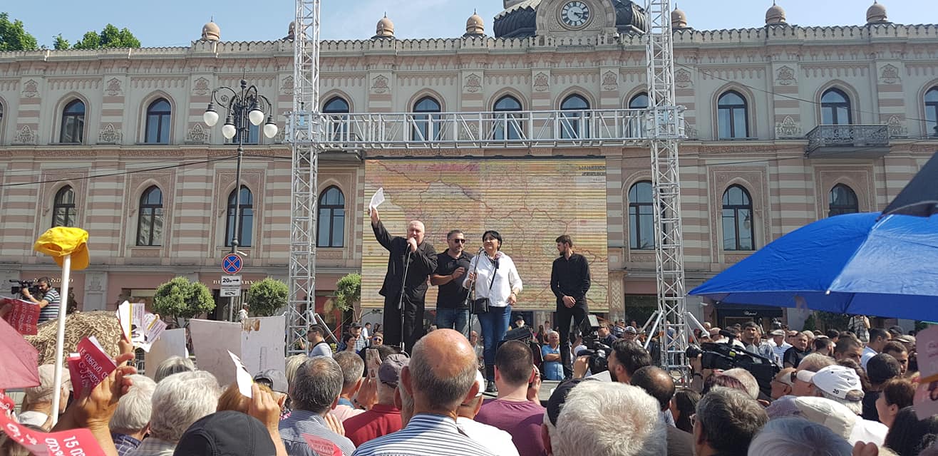 «Վրաստանը չի զիջի Դավիդ Գարեջին »․ բողոքի ակցիա Թբիլիսիի կենտրոնում