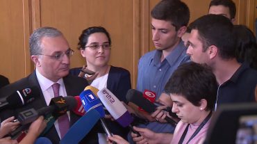 Մեր միասնականությունը թող որևէ մեկը կասկածի տակ չդնի. Զոհրաբ Մնացականյանը դավադիր պատերազմի վտանգ չի տեսնում