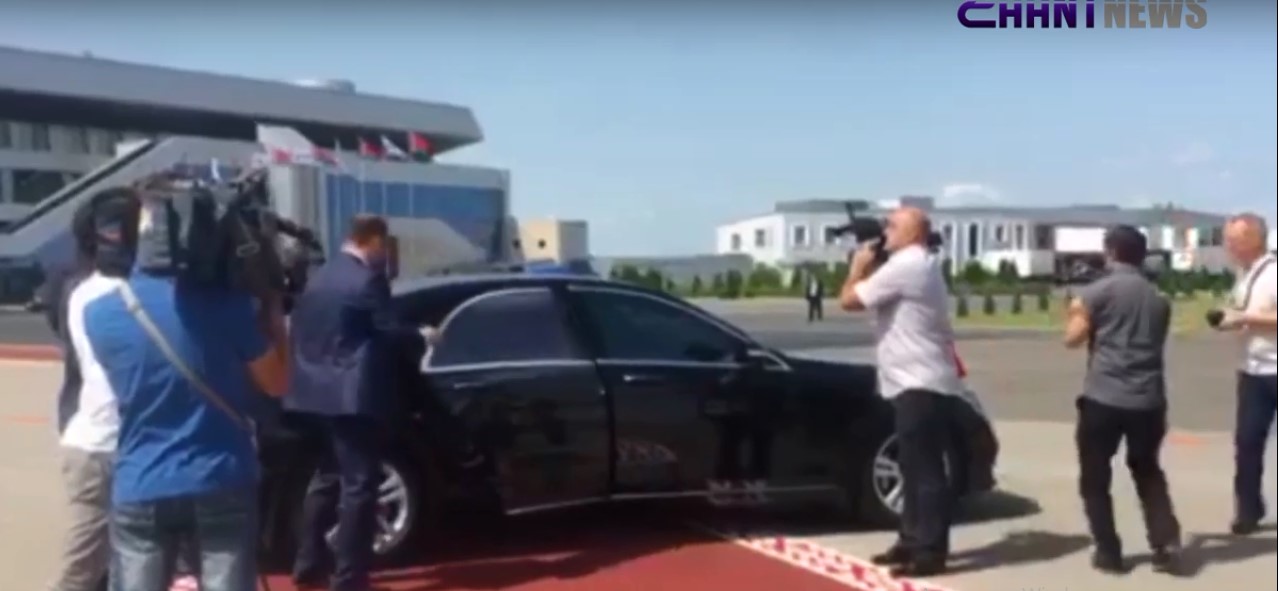 Նախագահ Սարգսյանի ինքնաթիռը վայրէջք է կատարել Մինսկում