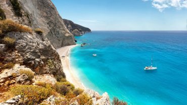 Հունաստանը հրավիրում է երիտասարդ ընտանիքներին դրախտային կղզի
