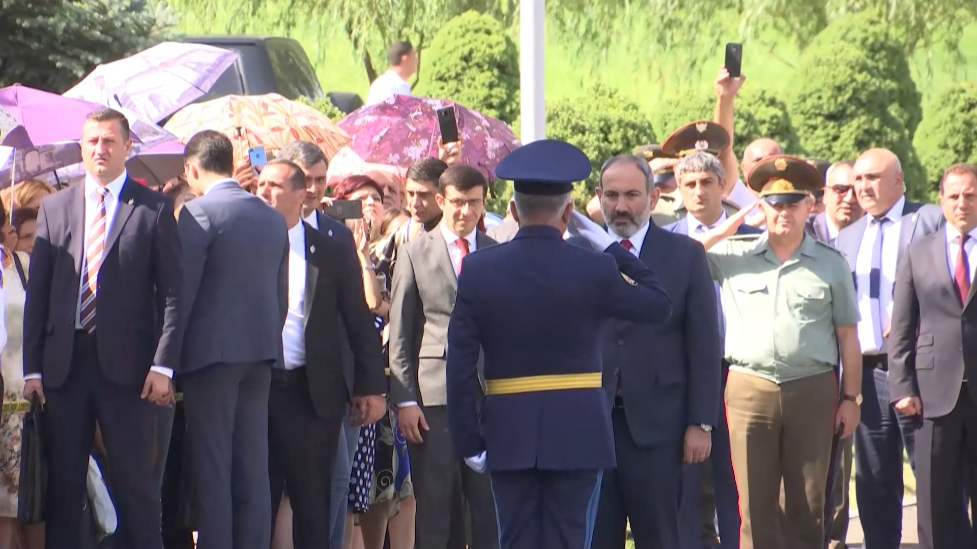 Փաշինյանը մասնակցում է ռազմական բուհերի շրջանավարտների դիպլոմների հանձնմանը