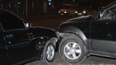 Բագրևանդի փողոցում բախվել են Honda-ն և Volkswagen-ը․ կան տուժածներ