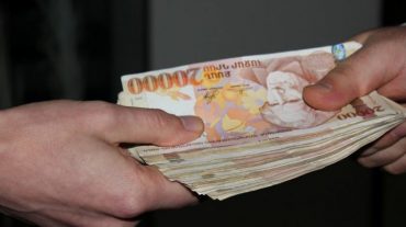 1 մլն դրամ կաշառք վերցնելու պահին ՊԵԿ աշխատողներ են ձերբակալվել. ԱԱԾ