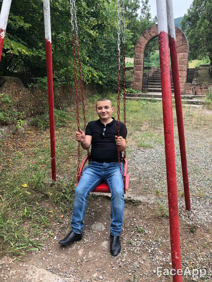 Դե գնացեք, ես ջահելանալու եմ. Ստյոպա Սաֆարյան