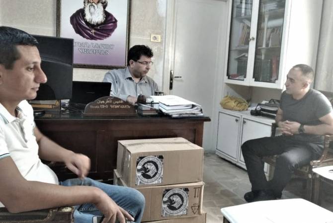 Բժշկական և առողջապահական պարագաներ՝ Հալեպի Հայ ծերանոցին և զինհոսպիտալին