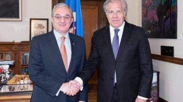 Զոհրաբ Մնացականյանը հանդիպել է Ամերիկյան պետությունների կազմակերպության գլխավոր քարտուղարի հետ