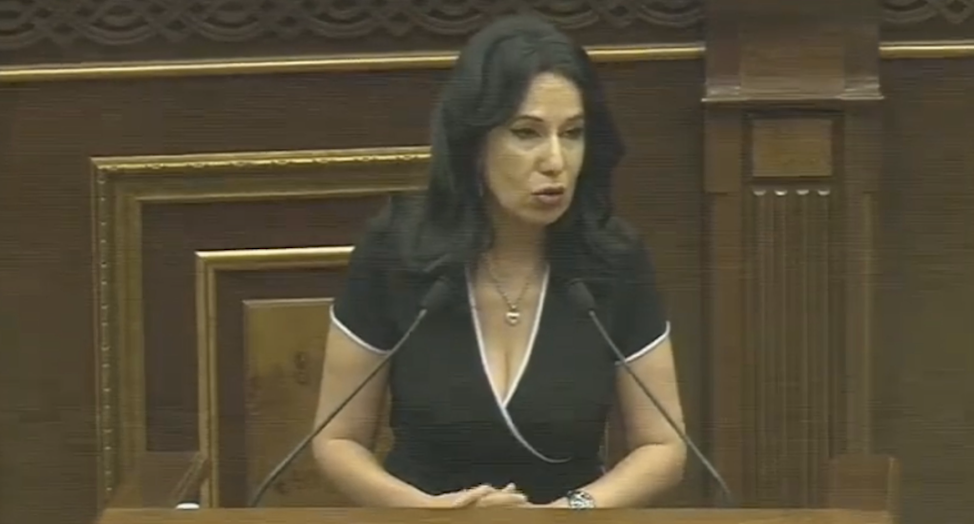Ունեցել ենք դեպքեր, որ, կներե´ք, կարող է պամպերսի առաքիչը լուրջ պաշտոն զբաղեցնել. Զոհրաբյան