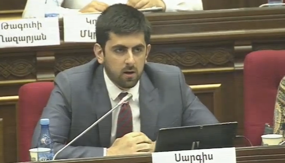 Ինչո՞ւ է ԱԺ-ը հրատապ ռեժիմով քննարկում կարևոր նախագիծը. պատգամավորները չեն հասցրել ծանոթանալ