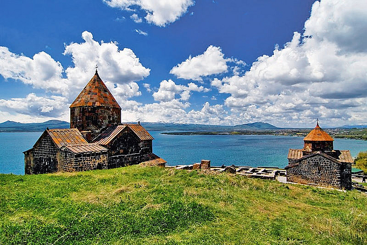 Ռուս տուրօպերատորները փնտրում են այլընտրանք Վրաստանին. հայերից դժգոհ են