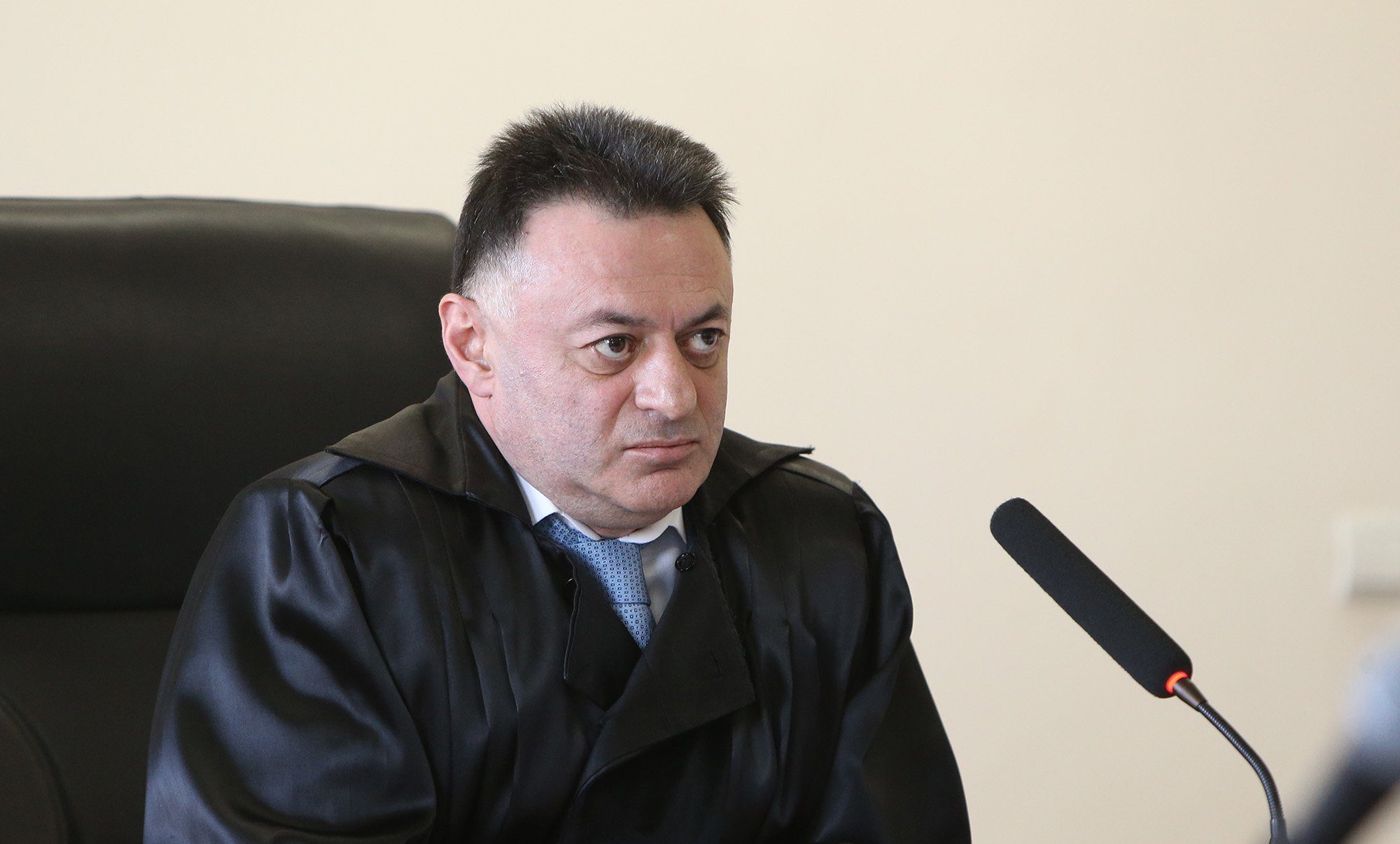 Դավիթ Գրիգորյանի լիազորությունները կասեցվեցին