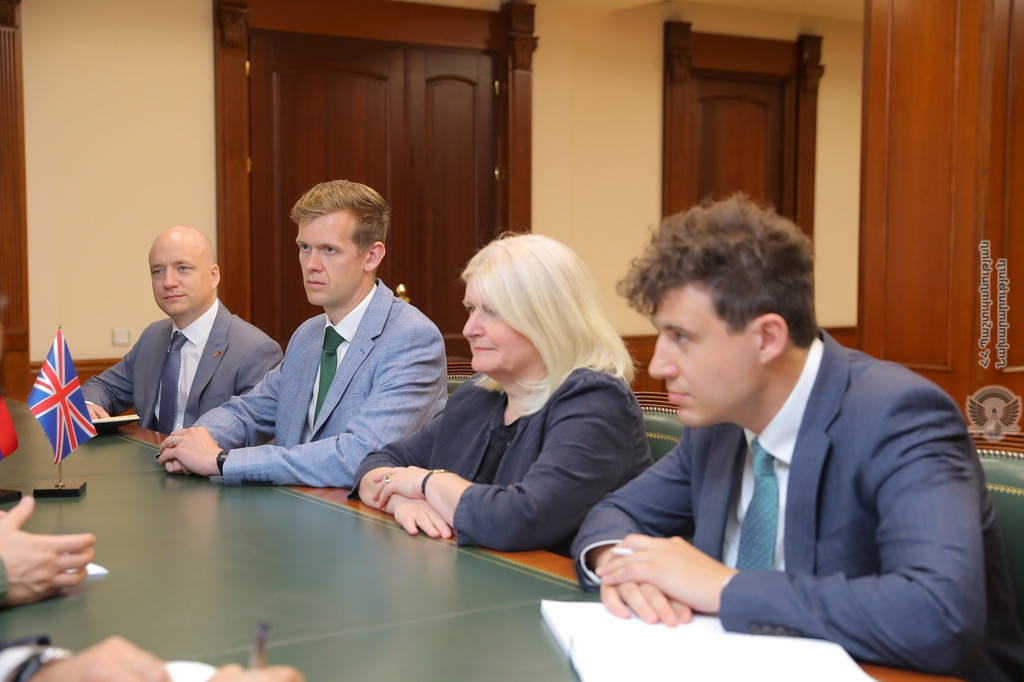Տոնոյանն ընդունել է Միացյալ Թագավորության կառավարության փորձագետներին