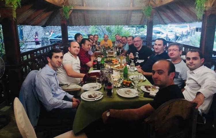 ԼՀԿ-ն Սահմանադրության օրը նշել է «լուսավոր ընթրիքով»