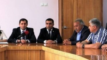 Մեր ճանապարհներն աղերսվում են. Ռ․ Պետրոսյանը՝ Ս․Միքայելյանի հետ հարաբերությունների մասին․ «Հրապարակ»