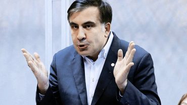 Սաակաշվիլին ծեծկռտուքի ընթացքում կոտրել է թոշակառուի ձեռքը․ ԶԼՄ-ներ