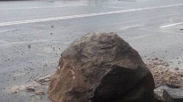 Քարաթափում Մյասնիկյան պողոտայում