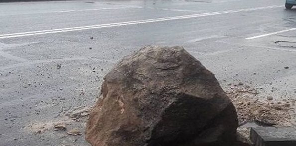Քարաթափում Երևան-Մեղրի ավտոճանապարհին