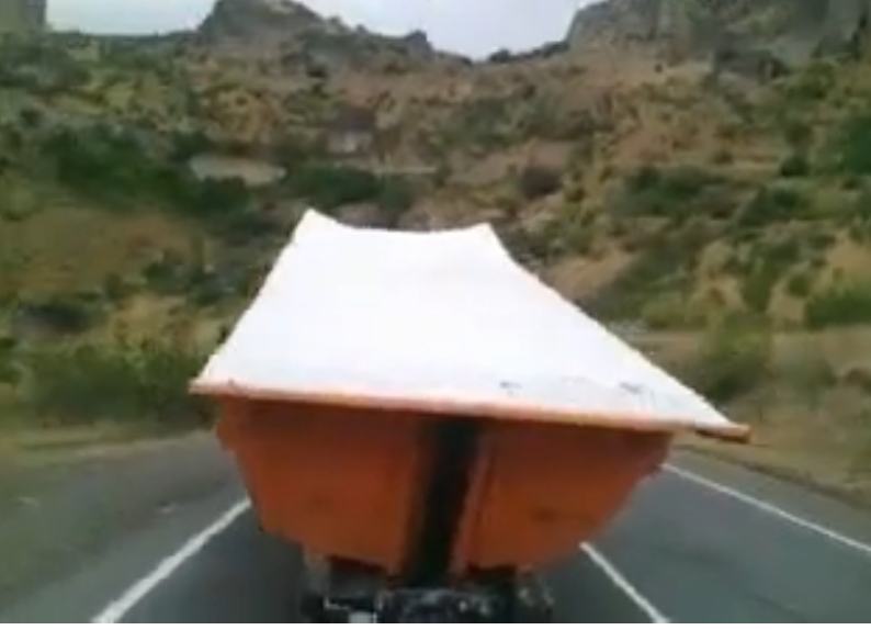 Գորիս-Կապան ճանապարհին կցորդիչն առանձնացել է բեռնատարից՝ միակողմանի փակելով ճանապարհը