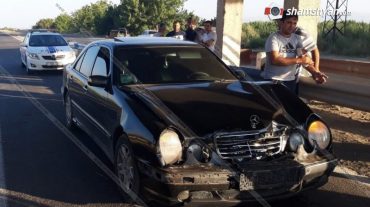 Արարատի մարզում հայր և որդի Mercedes-ներով բախվել են․ կան տուժածներ