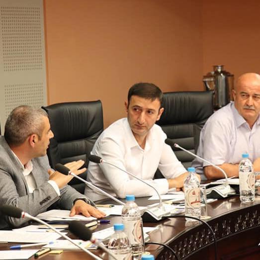 Ընտրողներին դուր գալու ձևերը, պուպուշ երևալու ձևերը շատերից լավ գիտեմ․ Բաբկեն Թունյան