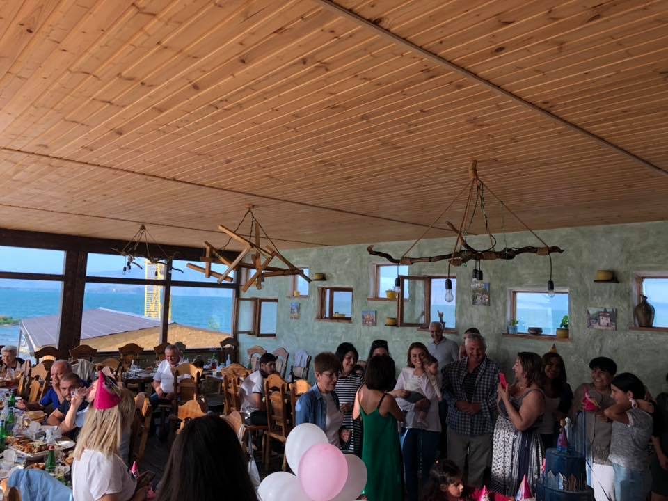 Կոկորդիլոսի խաշլամա, շնաձկան տոլմա․ Փաշինյանը ԶԼՄ-ներից է իմացել՝ դստեր ծնունդն անցկացվել է Բահամներում