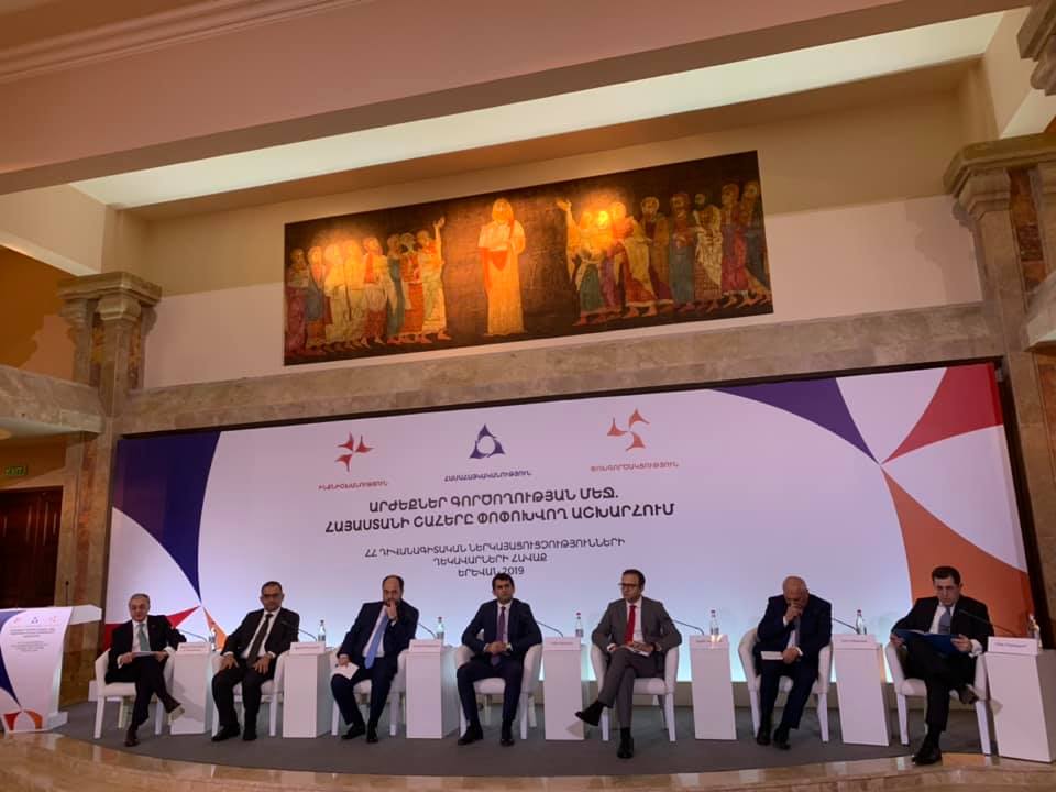Սովորել, սովորել, սովորել. Լենին պապիկի հայտնի ասույթը՝ տեսլական