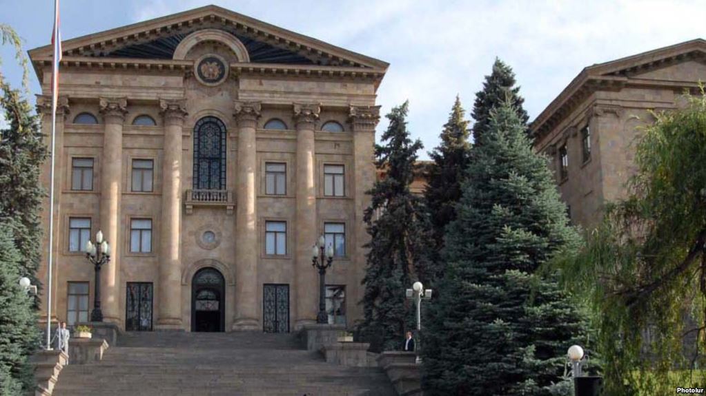 Հայ դիվանագետներն Ազգային ժողովում են. ուղիղ