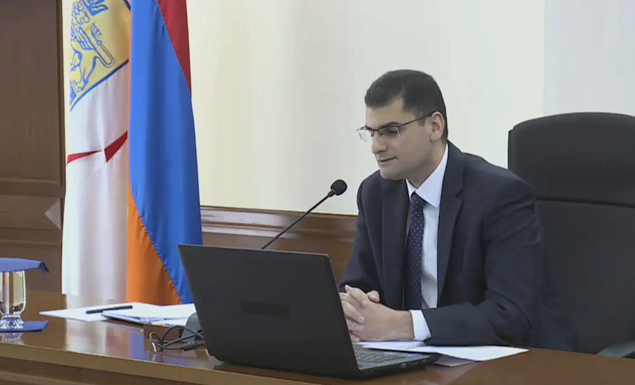 «Հուսամ՝ քաղաքապետին բան չի պատահել». Ինչո՞ւ Հայկ Մարությանը չի վարում ավագանու նիստը