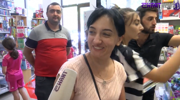 Ինչպես են ծնողները պատրաստվում սեպտեմբերի 1-ին