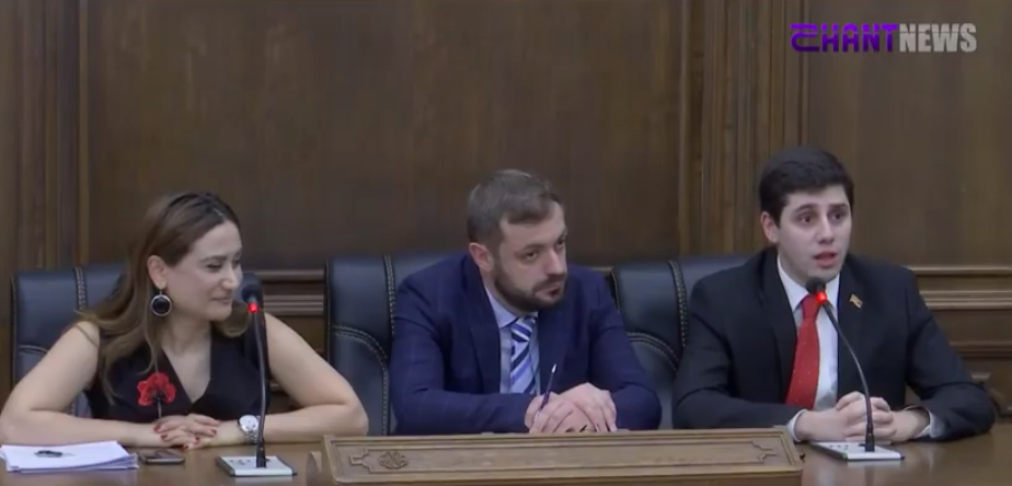 Գիծ է տարվում, թե վարչապետը ինչ-որ շեֆի կարգավիճակում է, և ԱԺ-ն պետք է վարչապետին գոհացնի․ պատգամավոր