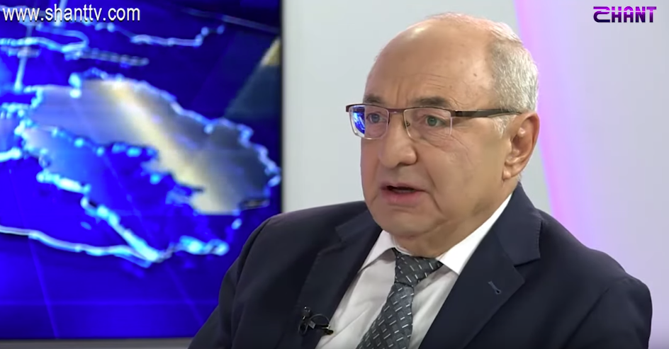 Կարծես փորձում են Ղարաբաղի վրա «վերխ վերցնել», մանկական խաղի է նման․ Մանուկյան